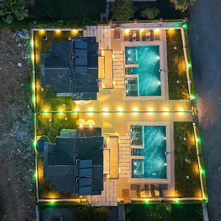 Detached With Private Pool In Oeluedeniz, فتحية