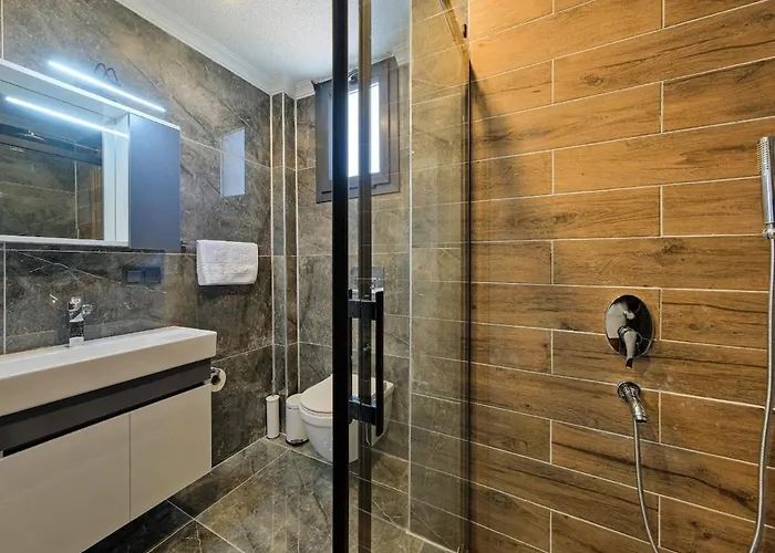 Detached With Private Pool In Oeluedeniz, فتحية