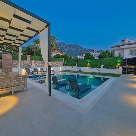 Villa Detached With Private Pool In Oeluedeniz, *