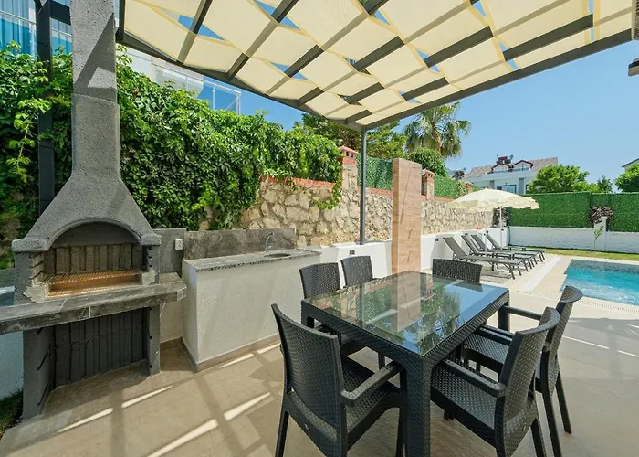 Detached With Private Pool In Oeluedeniz, *